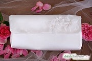 Was der Braut schenken? Erste Hilfetasche