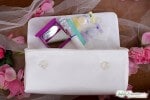 Was der Braut schenken? Erste Hilfetasche