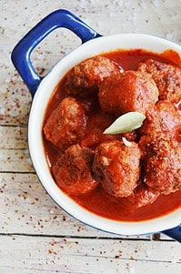 Spanische Albondigas mit Papas Arrugadas von den [Foodistas]