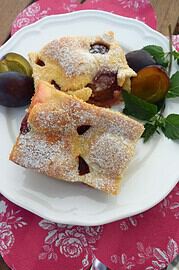 Zwetschgenkuchen mit Vanilletraum und Marzipan