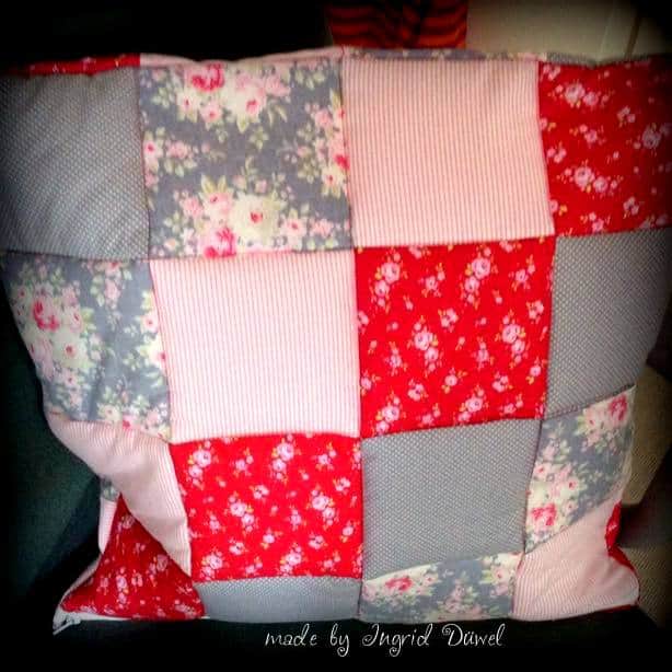 Easy Patch-Pillow Freebook/Tutorial
