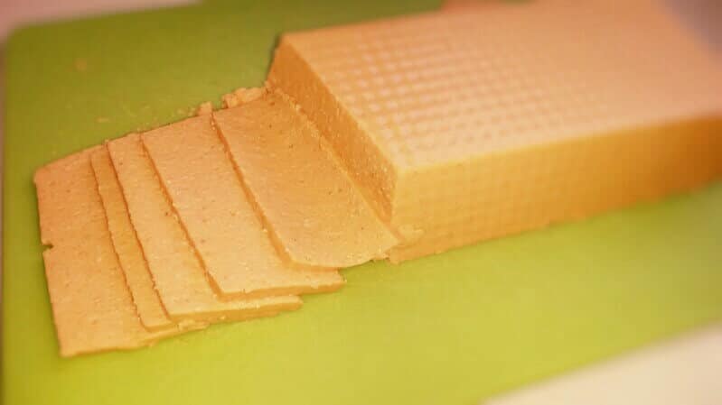 veganen Schnittkäse ganz einfach selber machen!