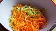 Zucchini-Möhren-Spaghetti