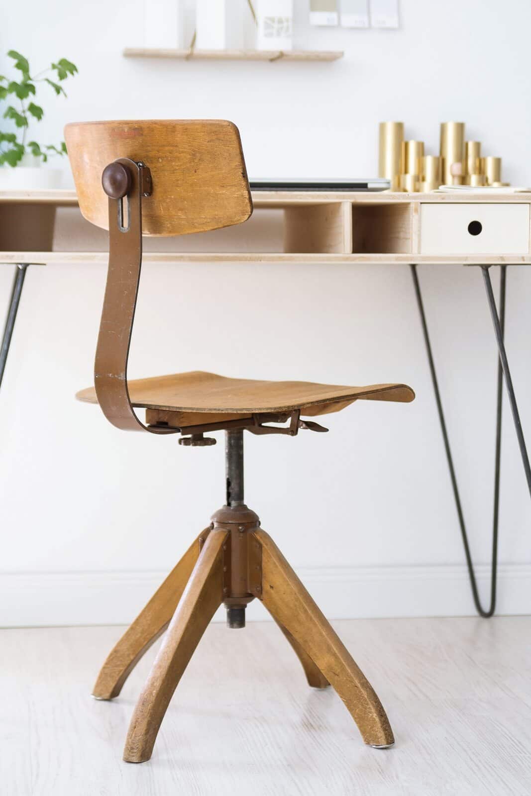 DIY: Schreibtisch mit Hairpin Legs