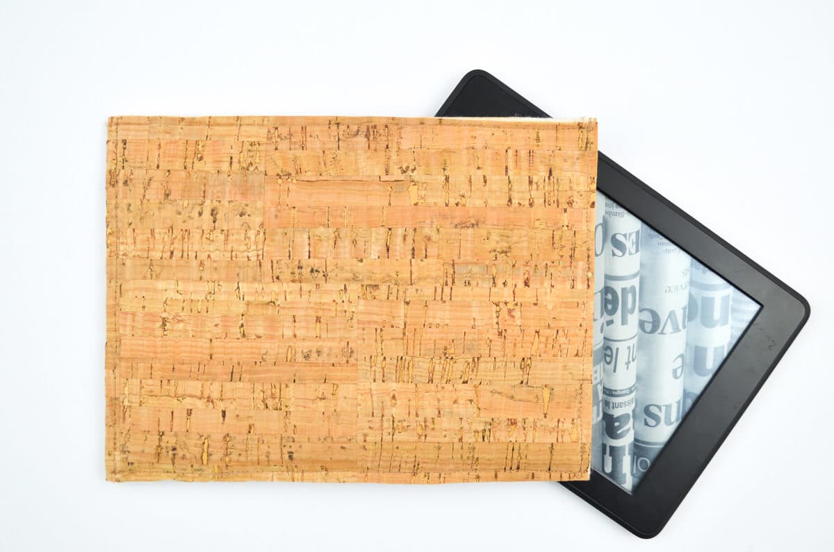 Ebook-Reader-Hülle aus Kork