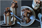 {lecker:} Schoko-Karamell Eis mit Blaubeeren