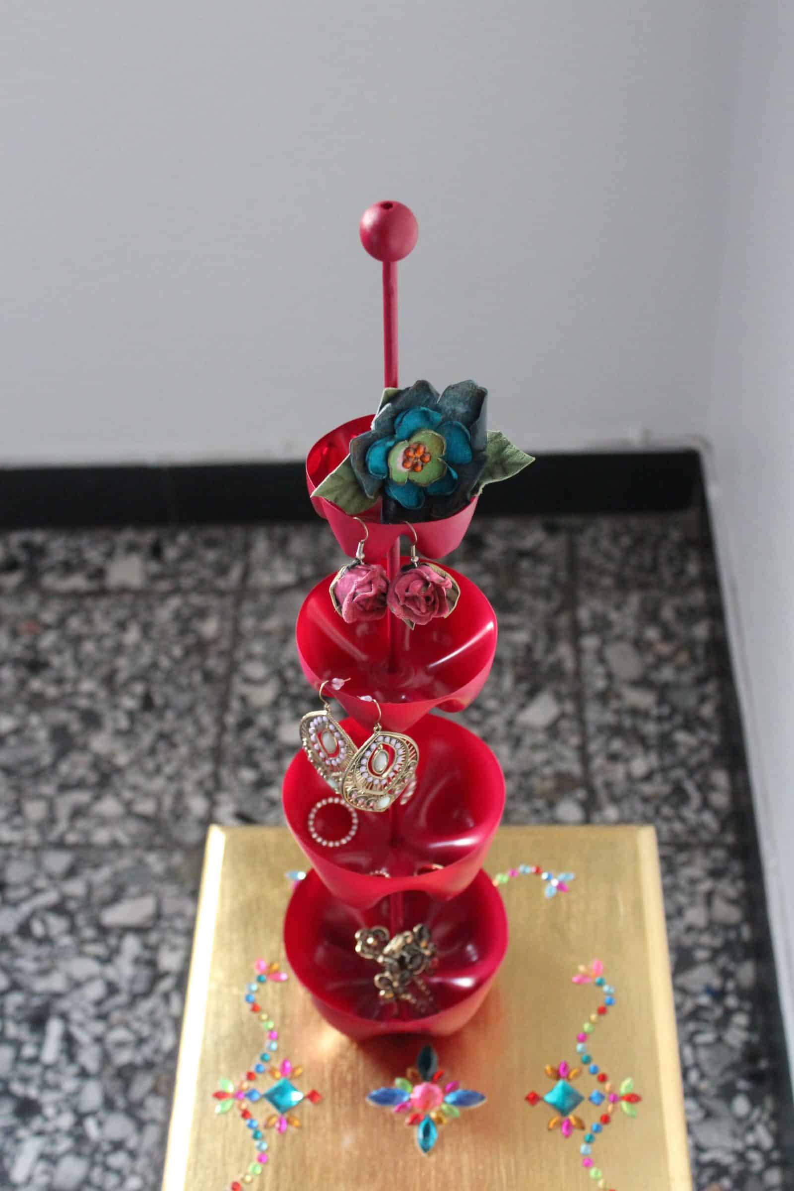 Etagere aus PET-Flaschen