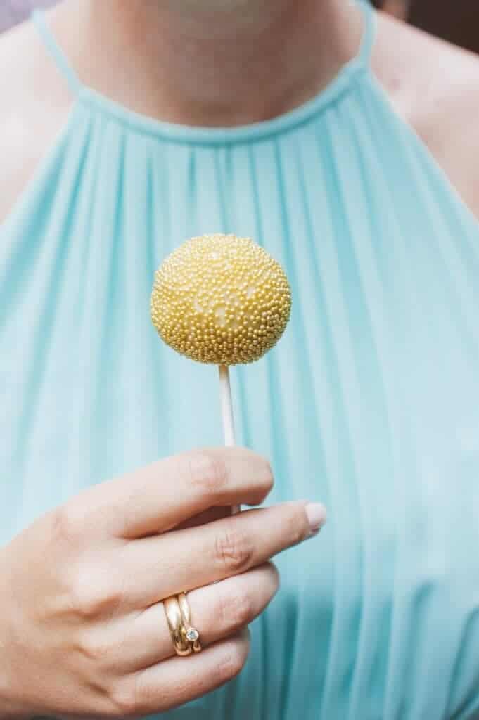 Golden Cake Pops von den [Foodistas]