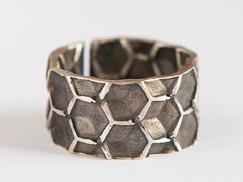 Silberring Honigwabe, Designer Ring oxidiert
