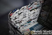 Zeitungsständer / Korb aus Papier – Upcycling