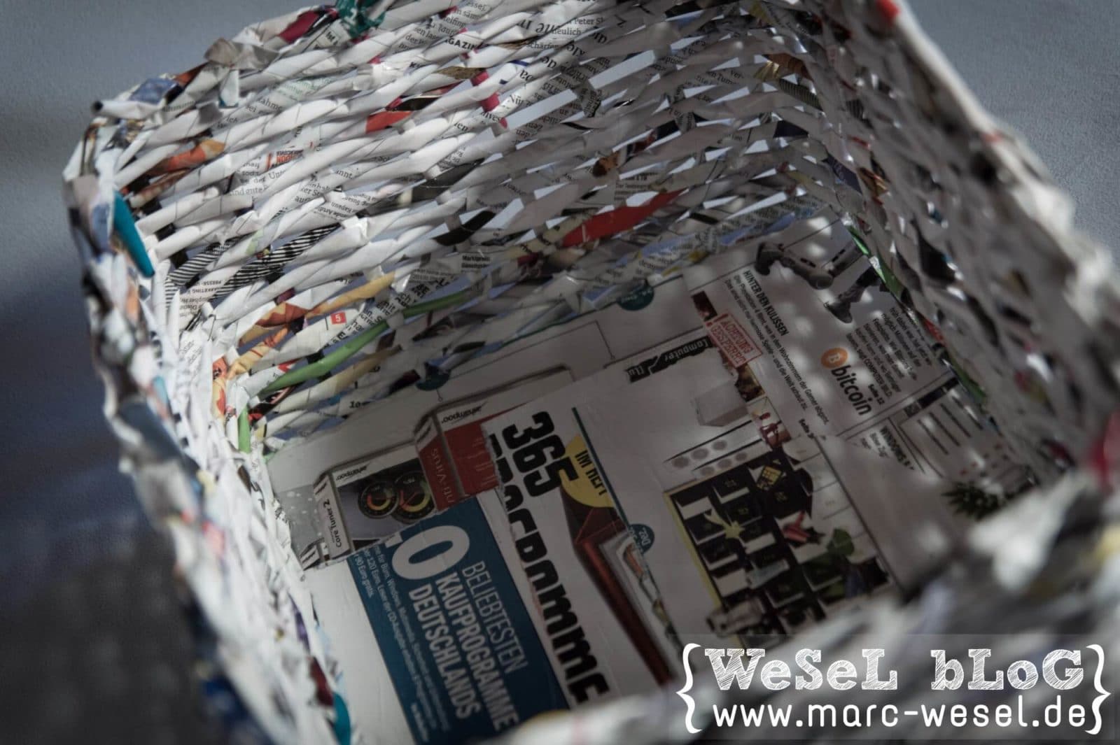 Zeitungsständer / Korb aus Papier – Upcycling