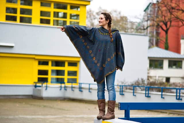 Anleitung – Poncho mit Kapuze nähen