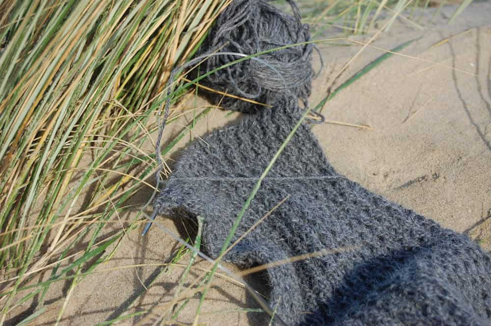 ANLEITUNG: KLASSISCHEN SCHAL STRICKEN FÜR DEN MANN