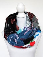 Upcycling-Loopschal aus T-Shirts, Jeanshose und mehr