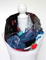 Upcycling-Loopschal aus T-Shirts, Jeanshose und mehr