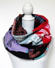 Upcycling-Loopschal aus T-Shirts, Jeanshose und mehr