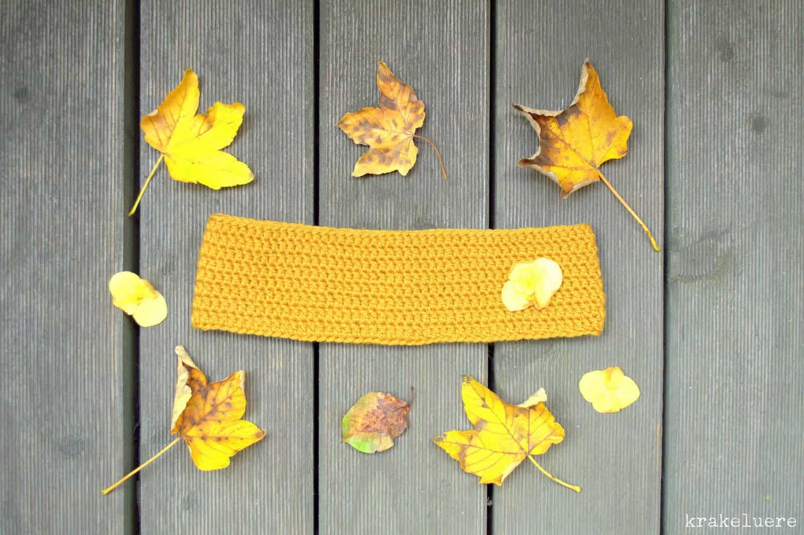 Gehäkeltes Herbststirnband