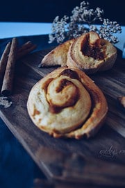 Zimtige Kürbisschnecken