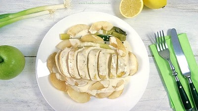 Hühnchen mit karamellisierten Äpfeln und Lauchzwiebeln