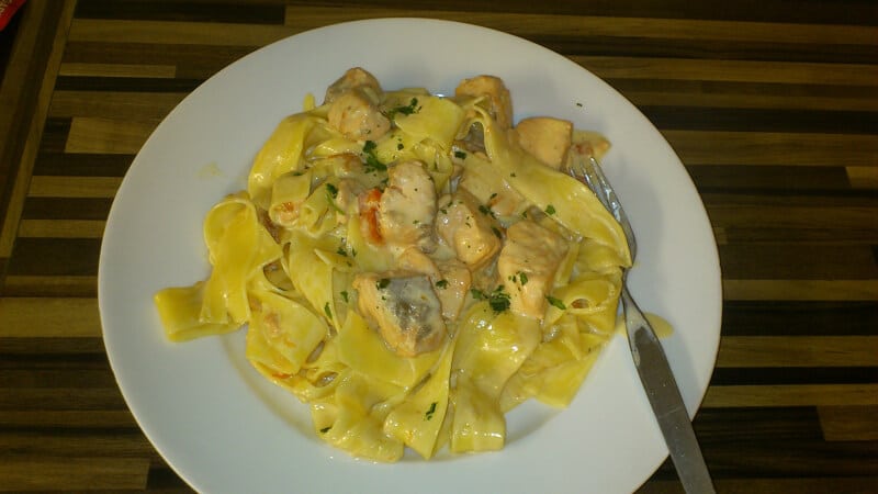 schnell gekocht – Lachsnudeln