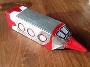 Laterne aus Tetrapack basteln – Raketenlaterne