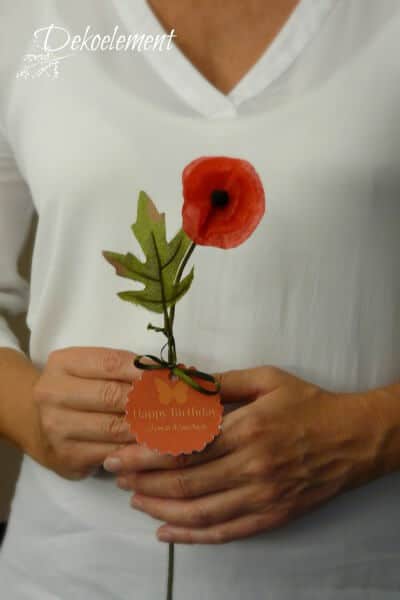 Blume aus Seidenpapier basteln