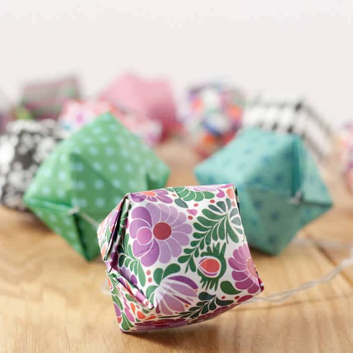 DIY Papierlampion Lichterkette