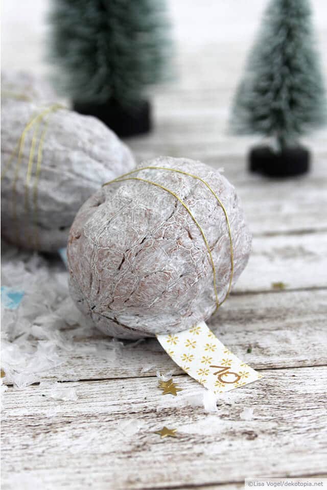 Adventskaleder aus Nüssen