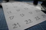 Adventskalender-Zahlen aus Musikinstrumenten und Noten
