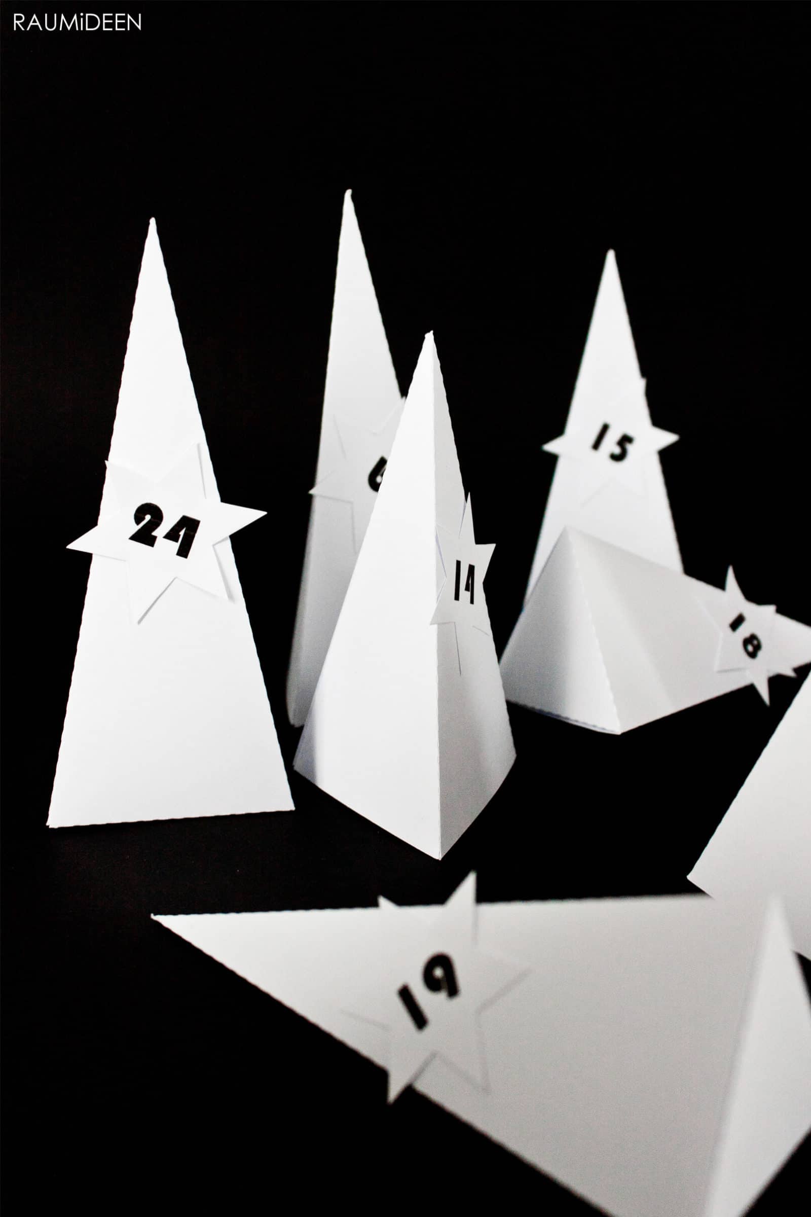 Adventskalender „Tannenbäume“ (mit Druckvorlagen)