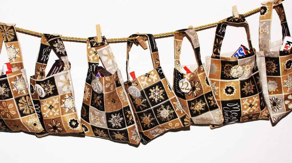 Adventskalender – Mini-Beutel mit Henkel