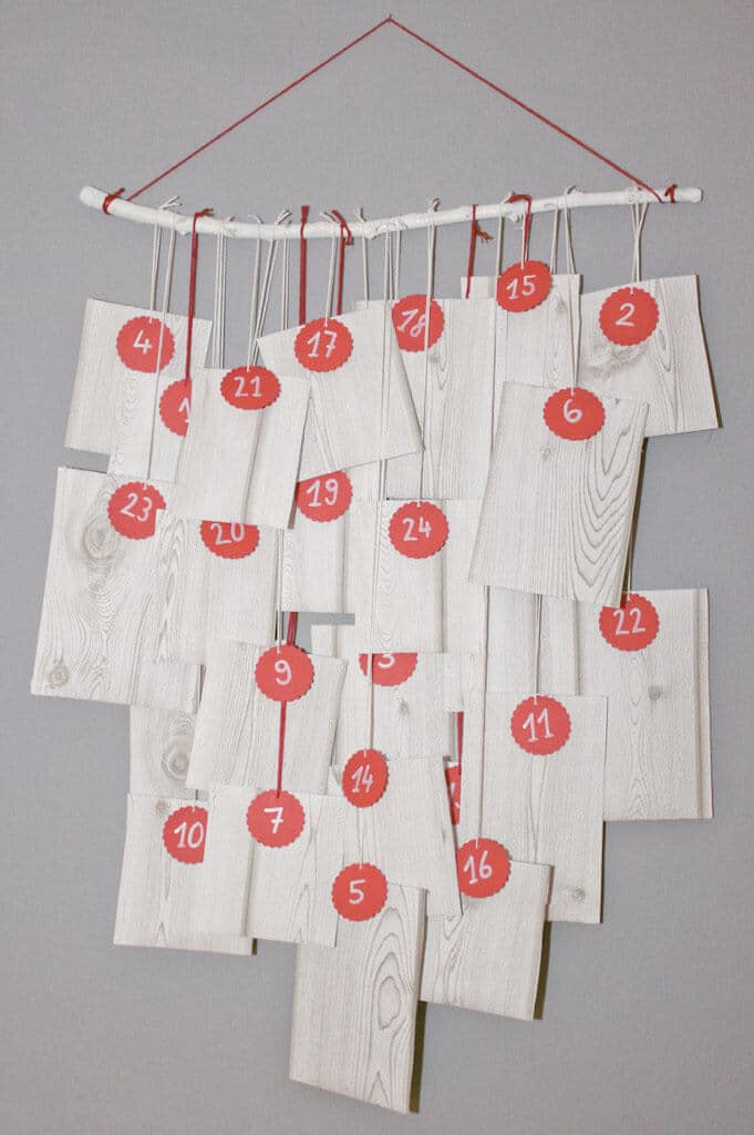 Adventskalender aus Tapetenresten