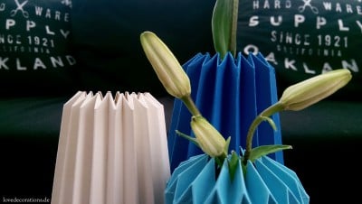 Vase in Origami-Style