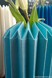 Vase in Origami-Style