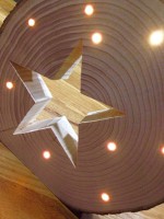 Holz, Licht, Stern