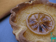 Tarte au citron mit kandierten Zitronenscheiben