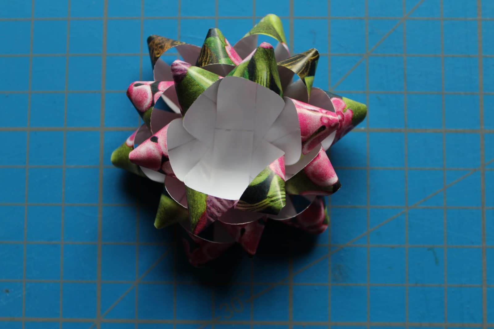 DIY: Deko-Schleife
