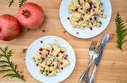 December Mornings: Kaiserschmarrn aus dem Ofen mit Rosinen und Granatapfelkernen