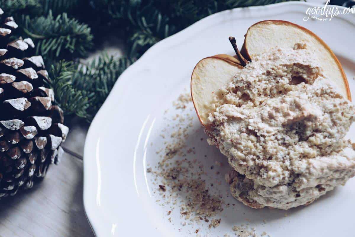Bratäpfel mit Mandeln