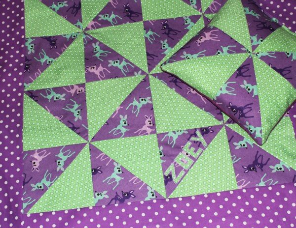 Tutorial – Kuscheldecke für Babys mit Dreieckpatchwork und Applikation