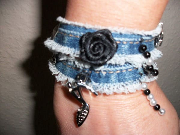 Armband aus Jeansnaht