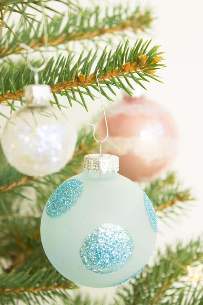 Weihnachtskugeln aufpimpen