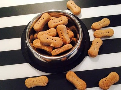 Hundekekse selbst gebacken