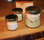 Badesalz, Molke-oder Milchbad aus natürlichen Zutaten
