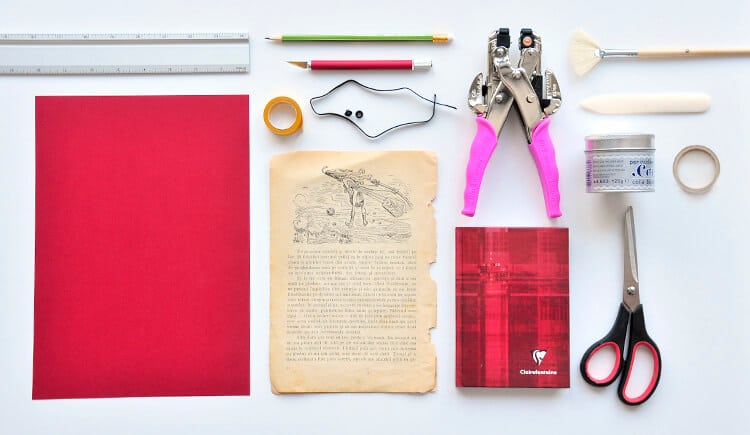 #12giftswithlove – Geschenk mit alten Buchseiten