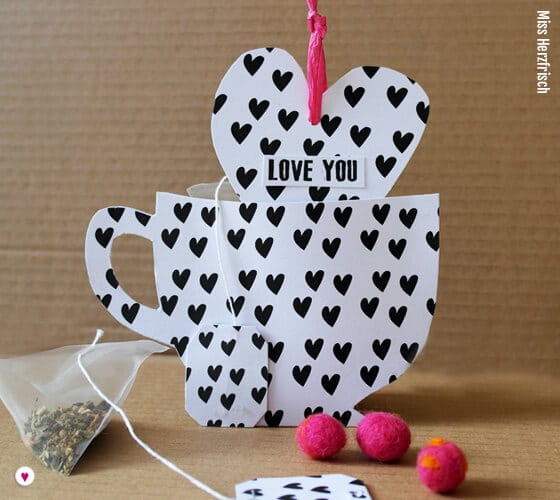 missherzfrischs_valentinstine_teacard_black_02