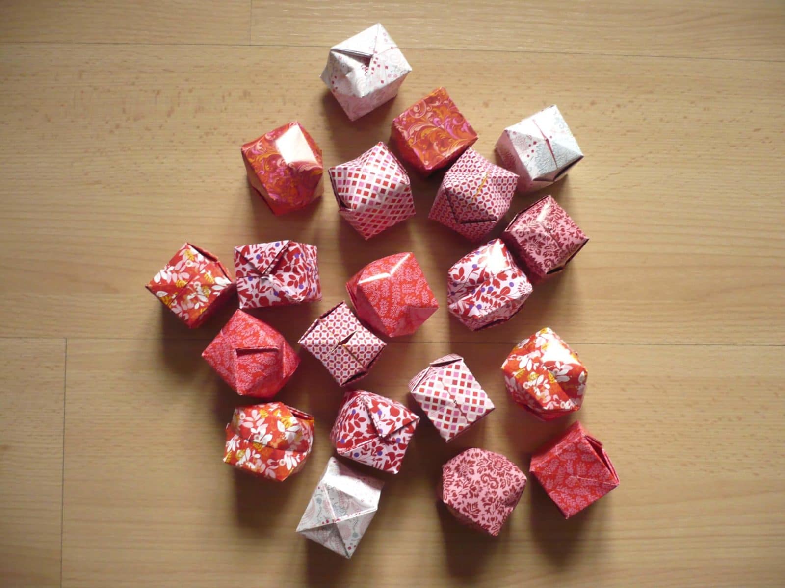 Eine Origami-Lichterkette