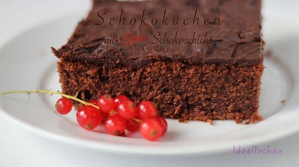 Schokokuchen mit knackigem Schokoguss - für jede Jahreszeit