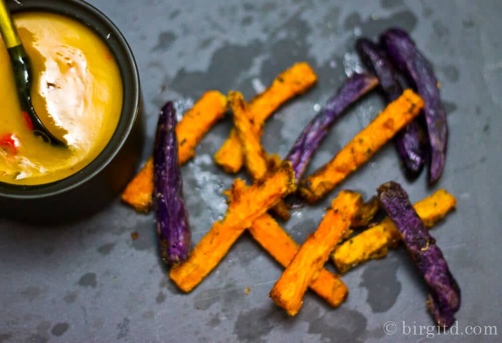 Oven baked sweet potato fries mit zwei selbstgemachten Dips