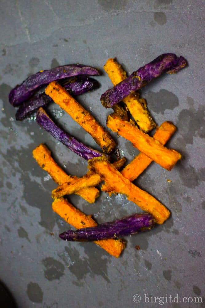 Oven baked sweet potato fries mit zwei selbstgemachten Dips